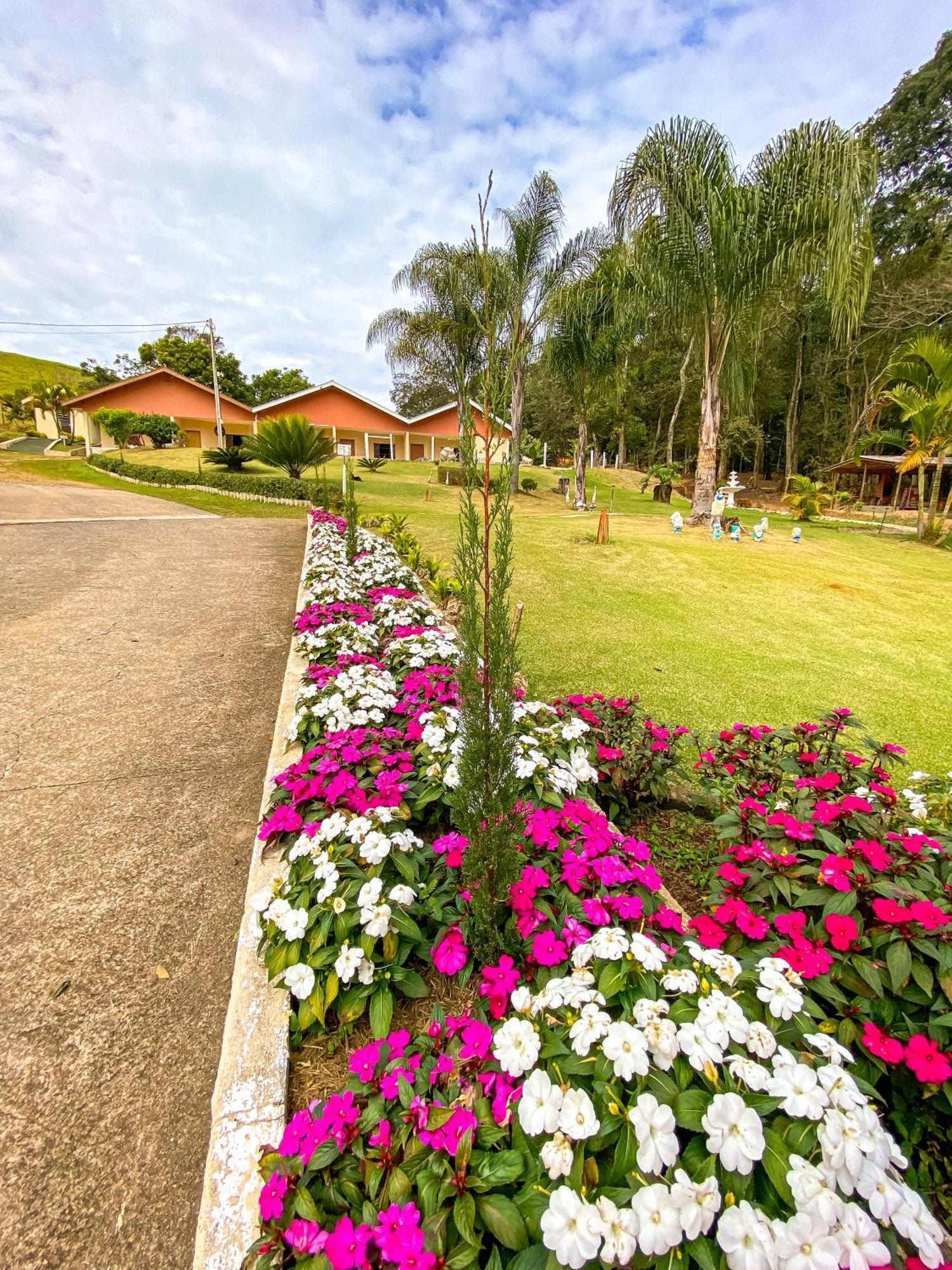 Pousada Flores Do Campo Агуас-ди-Линдоя Экстерьер фото
